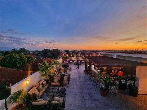 The 10 best hotels with pools in Vigan, Philippines .